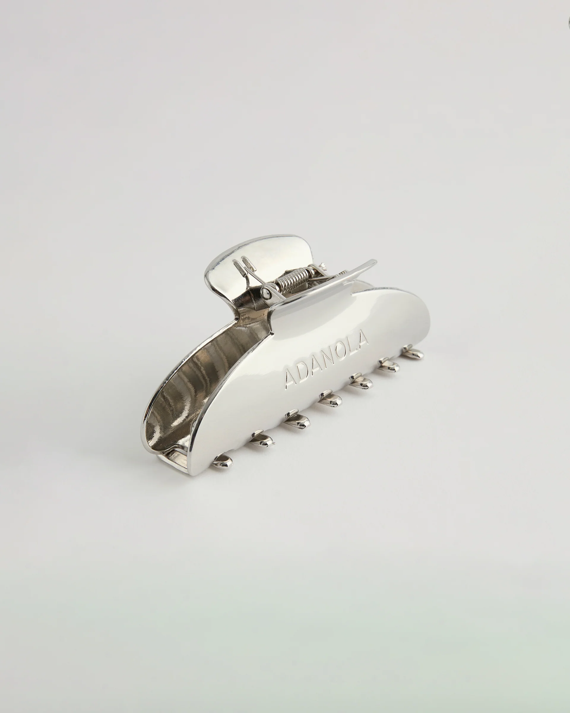 Claw Clip - Silver - Image 3