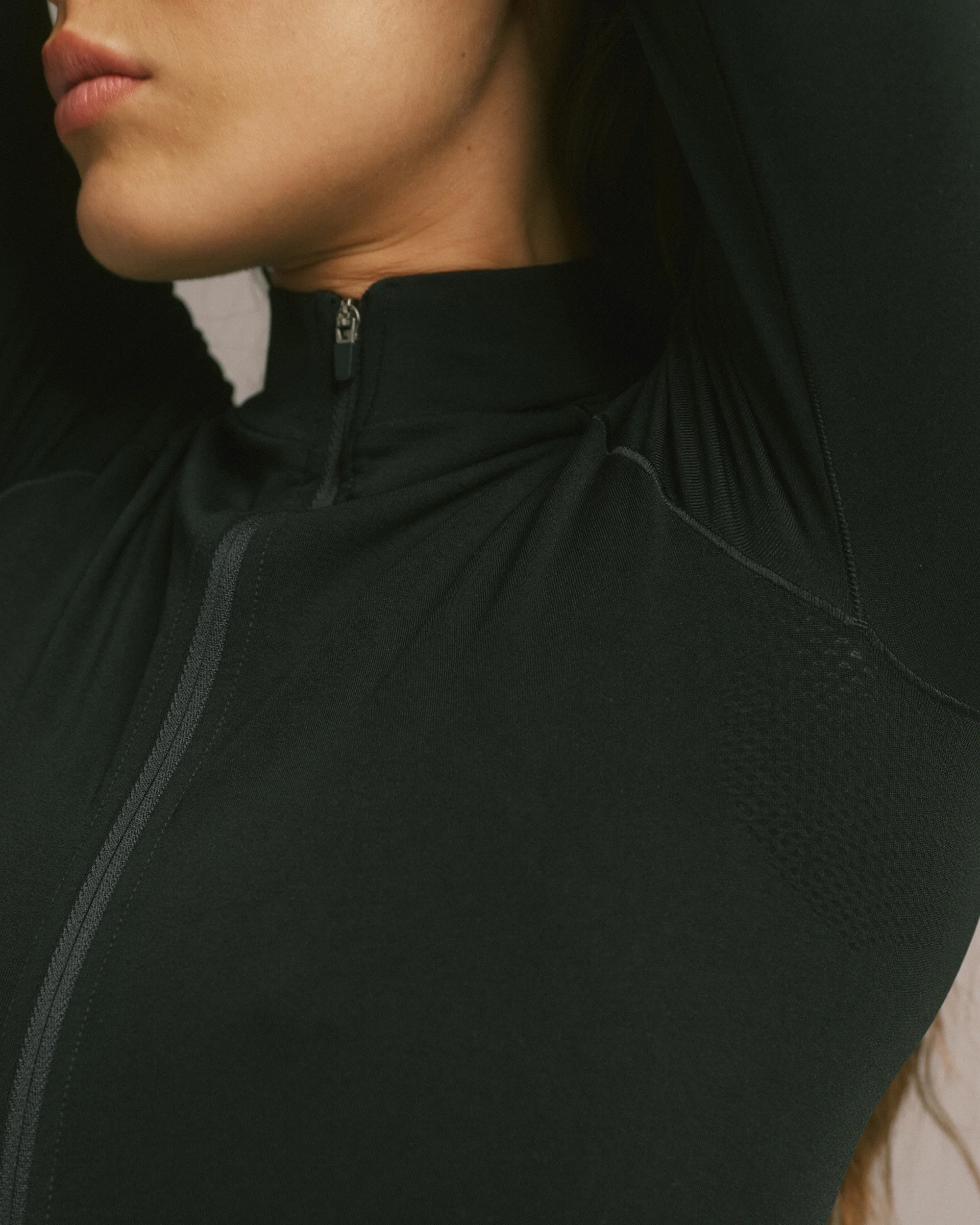 Seamless Longline Zip Up Top - Black - Image 5