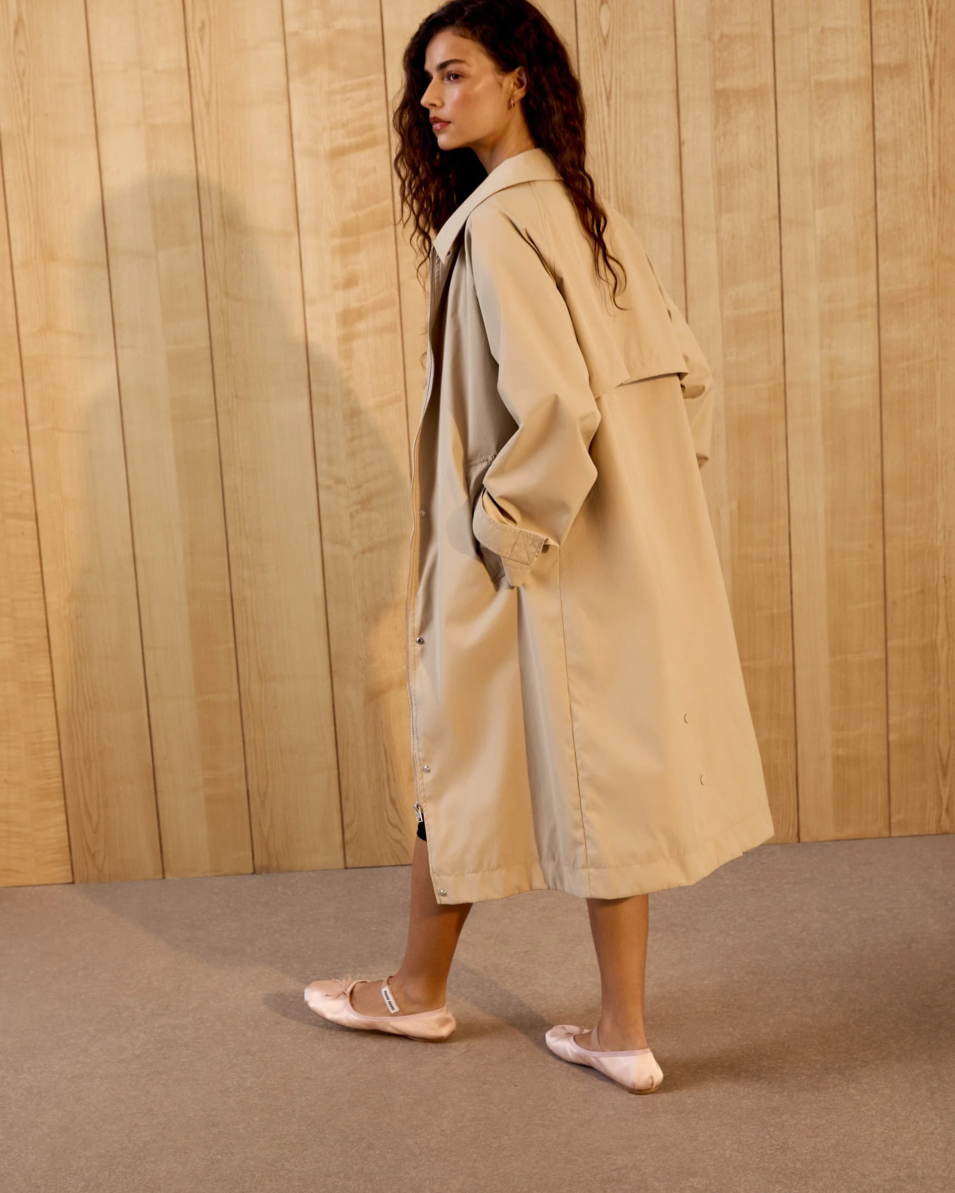 Technical Trench Coat - Beige - Image 3