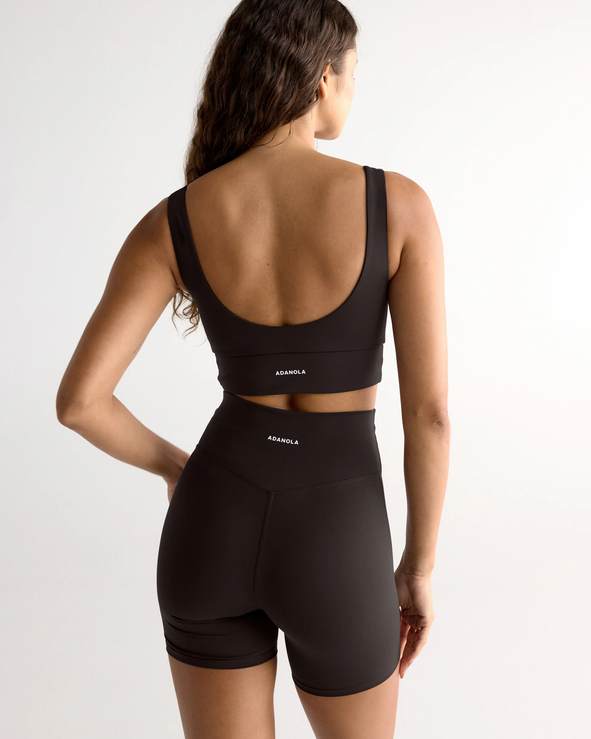 Ultimate V-Neck Bra - Coffee Bean - Image 4